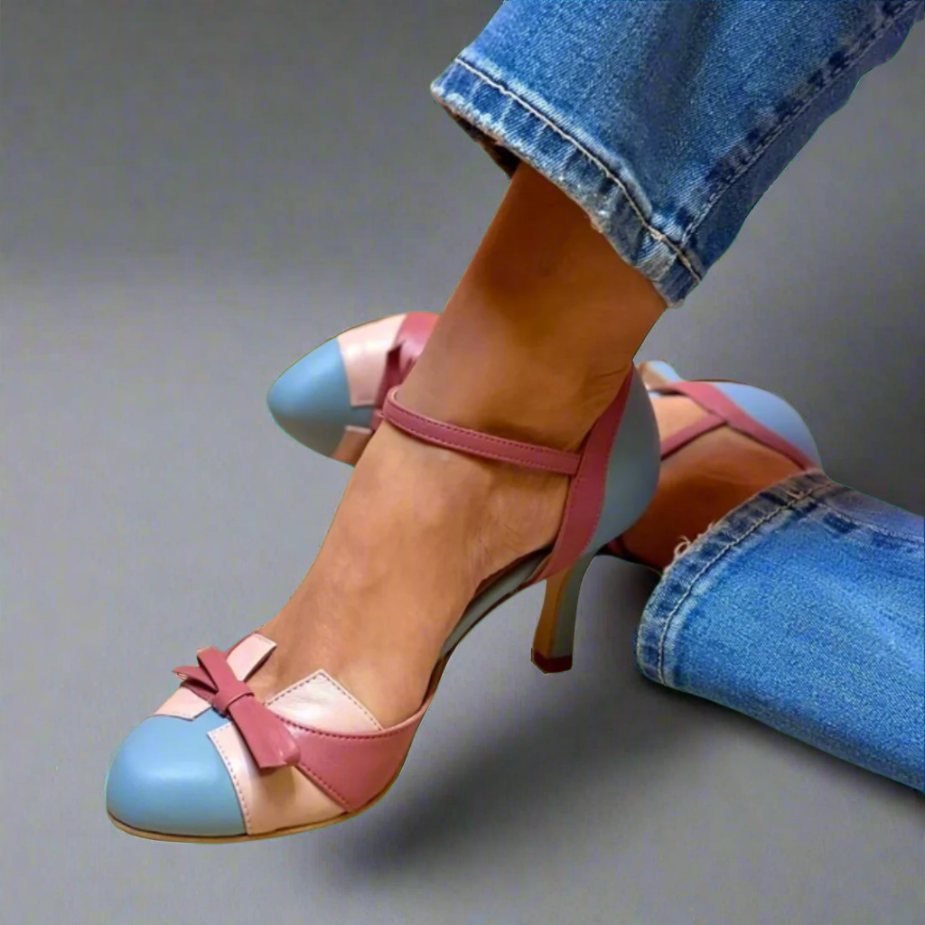 The Élise Court Heel™